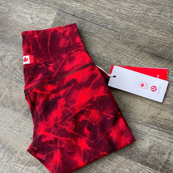 lululemon team canada align leggings - Picture 3 of 3